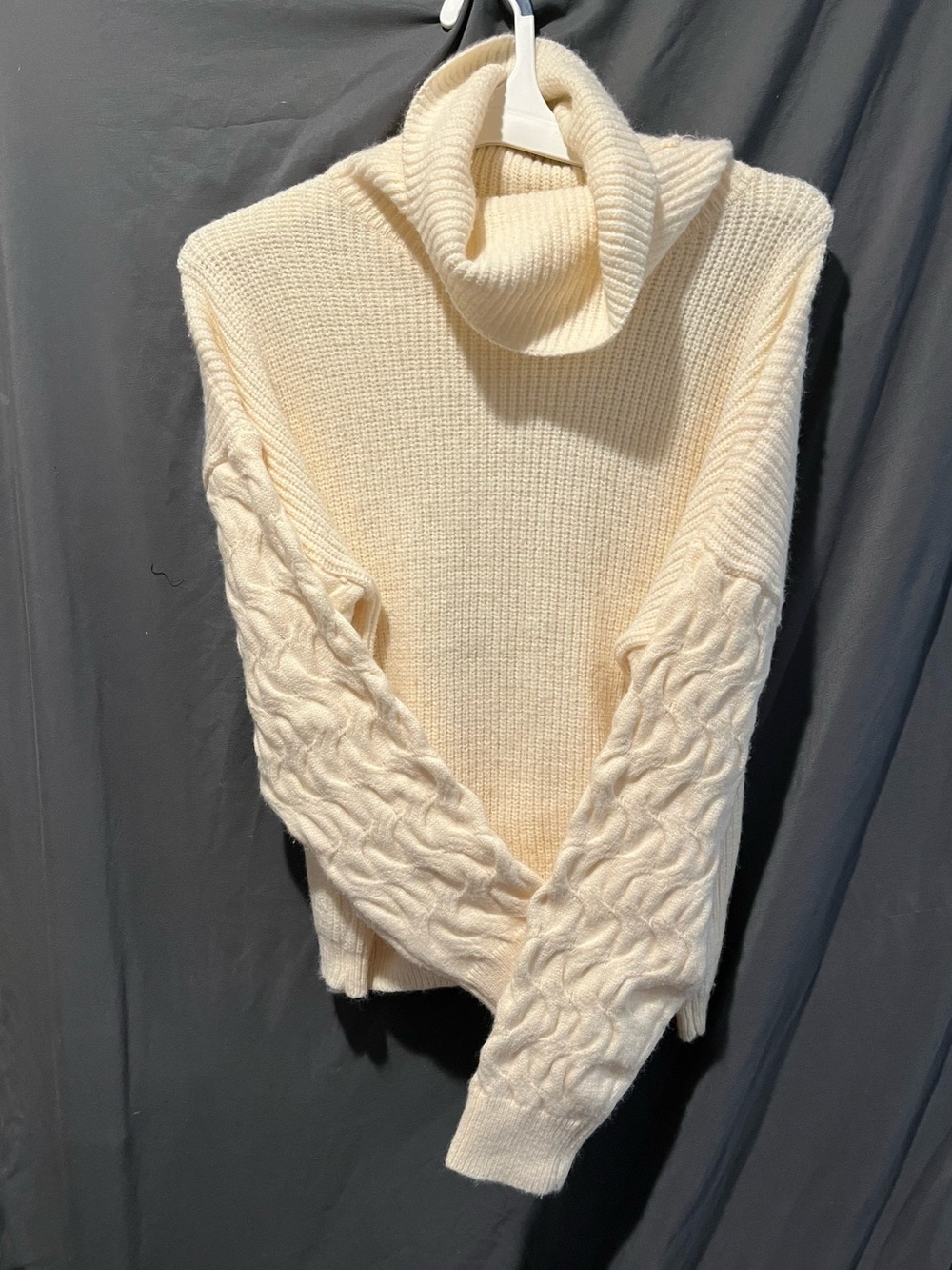 Umgee Cream Cable-Panel Turtleneck Sweater